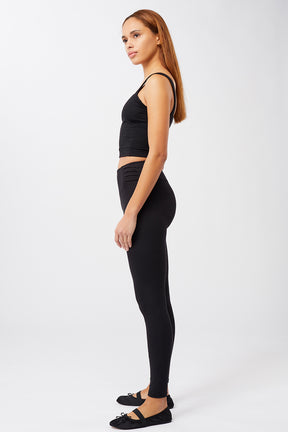 Mandala Sport Pant Schwarz Outfit Seite - Barre Tight