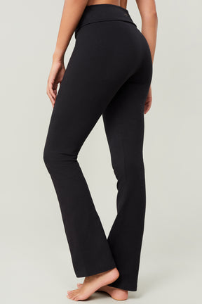 Mandala Fitness Pant Schwarz Rückseite - Classic Rolldown