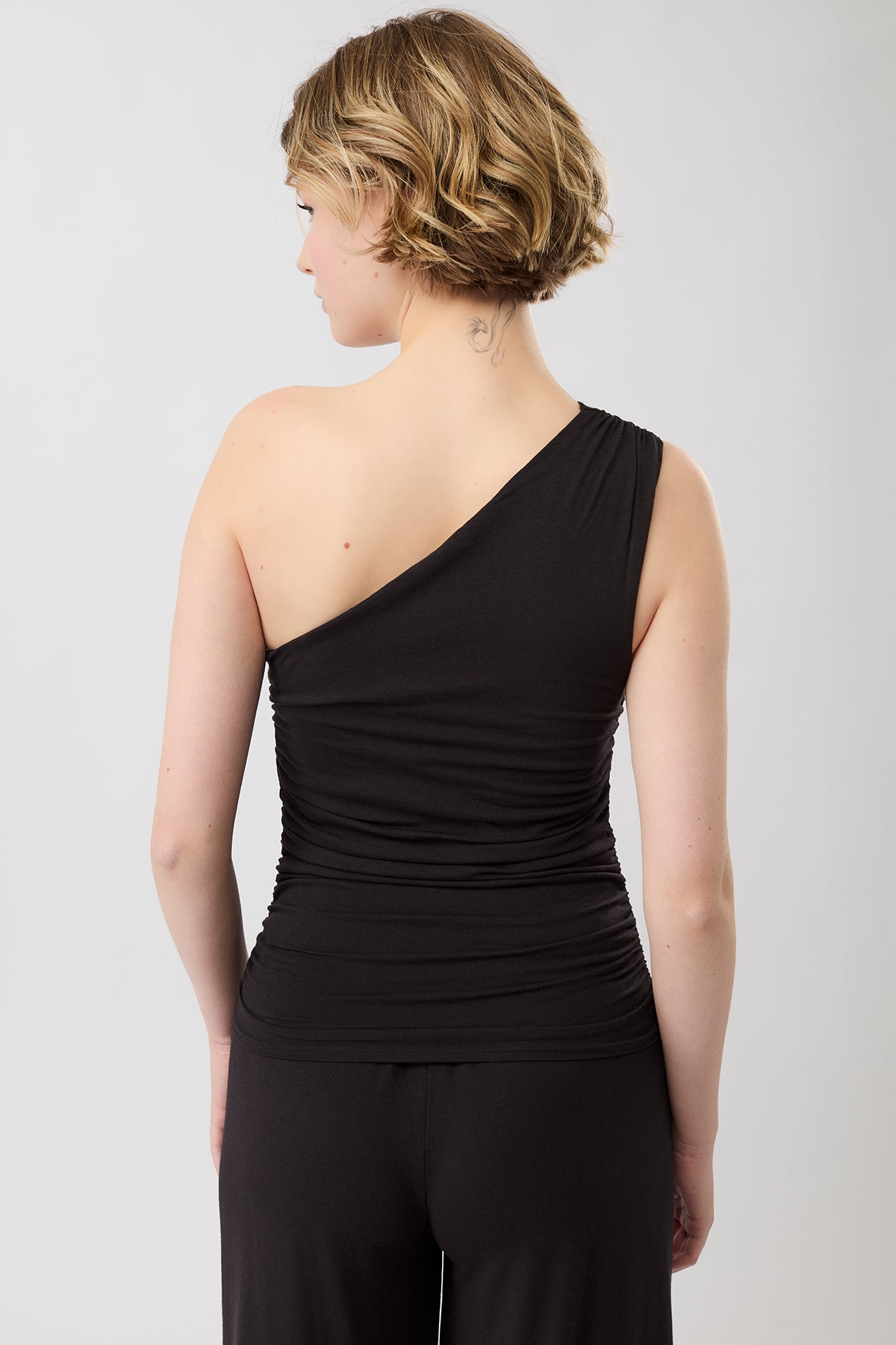 Mandala Fitness Top Schwarz Rückansicht - One Shoulder Top