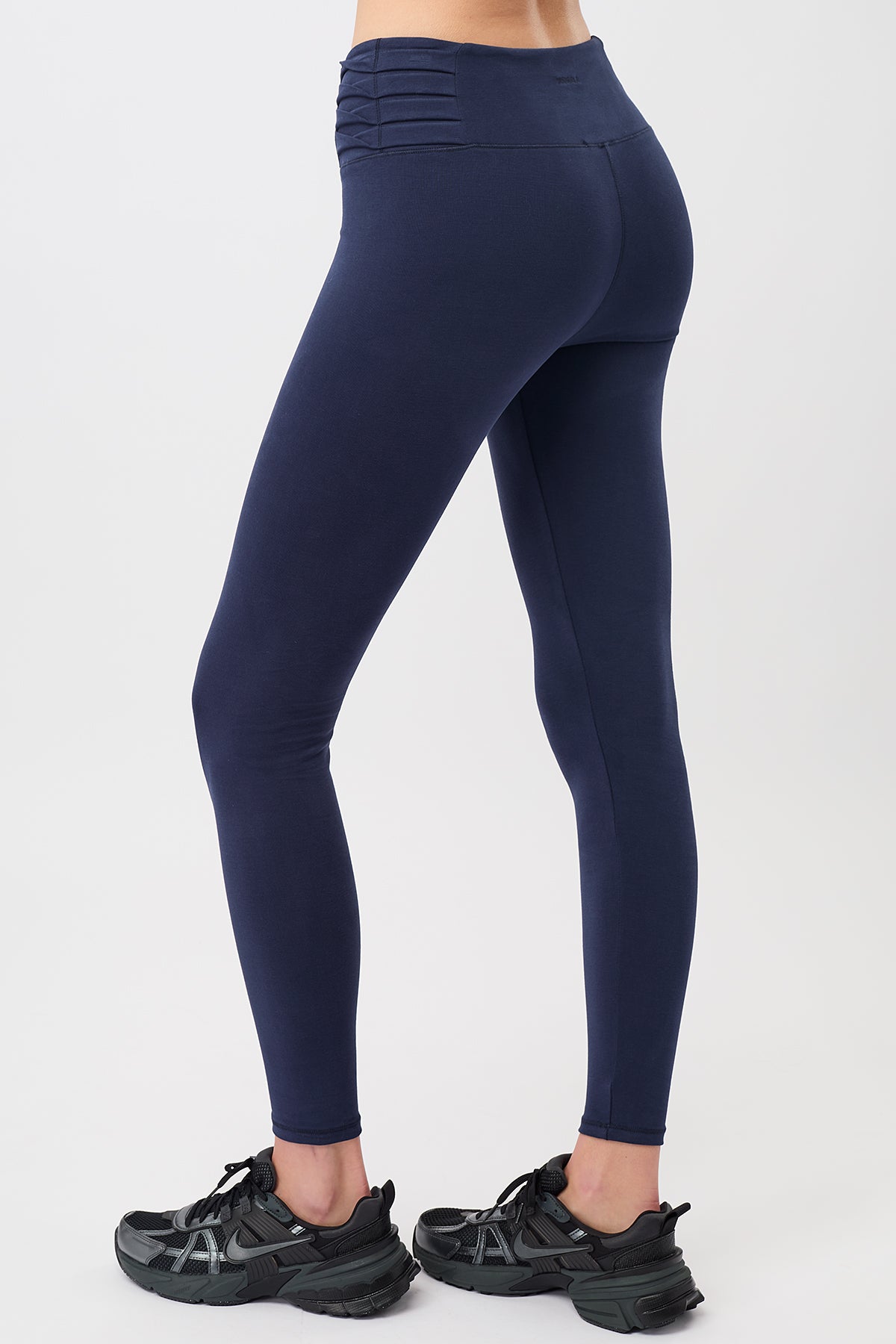 Mandala Sport Pant Blau Seite - Barre Tight