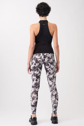 Mandala Trainings Pant Blumen Print Outfit Rückseite - Printed Leggings