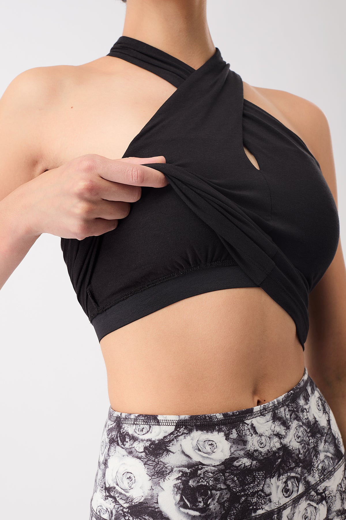 Mandala Fitness Top Schwarz Detail - Tania Top