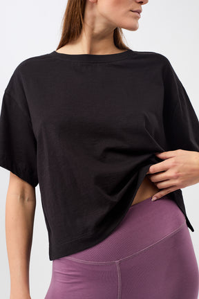 Mandala Trainings Shirt Schwarz Detail Front - Boxy Tee