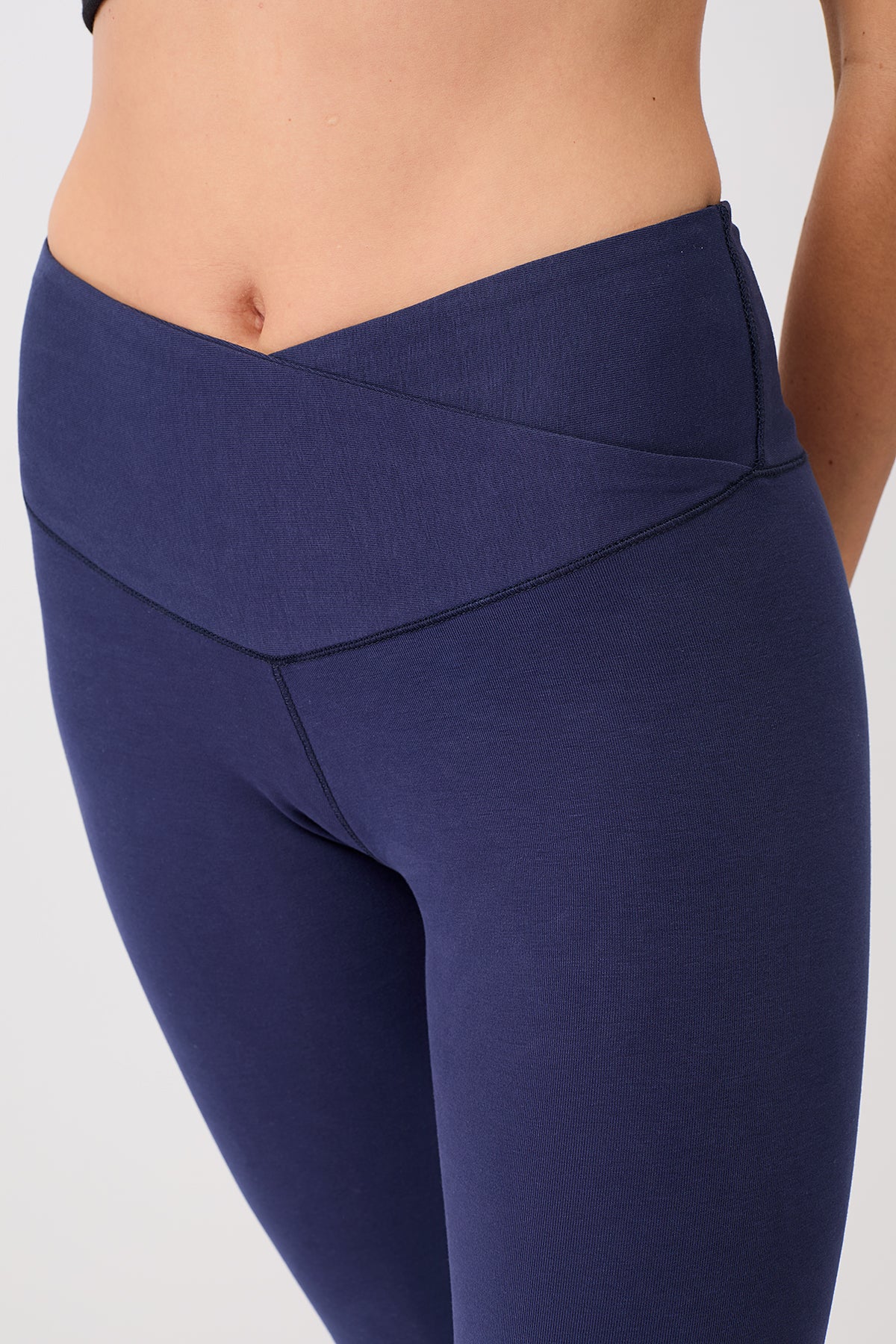 Mandala Fitness Pant Blau Detail - Wrap Legging